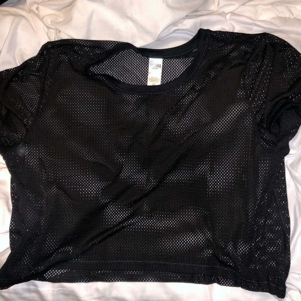 Black cropped mesh shirt
